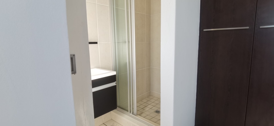 2 Bedroom Property for Sale in Winchester Hills Gauteng