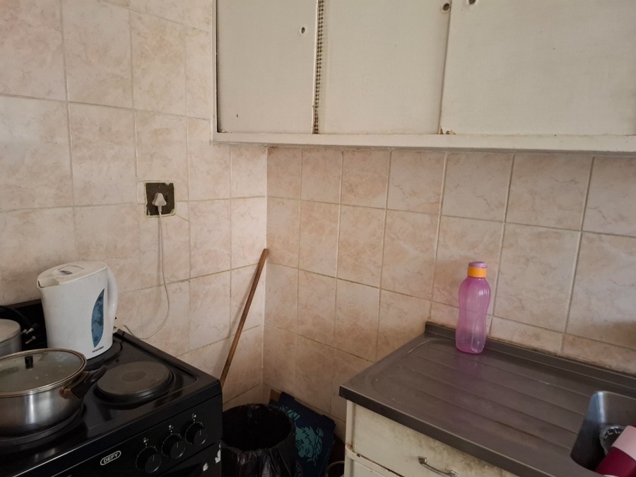 1 Bedroom Property for Sale in Pretoria Central Gauteng