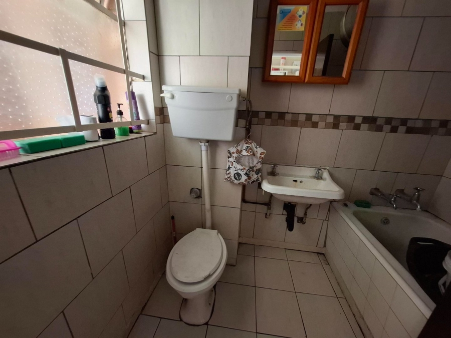 1 Bedroom Property for Sale in Pretoria Central Gauteng