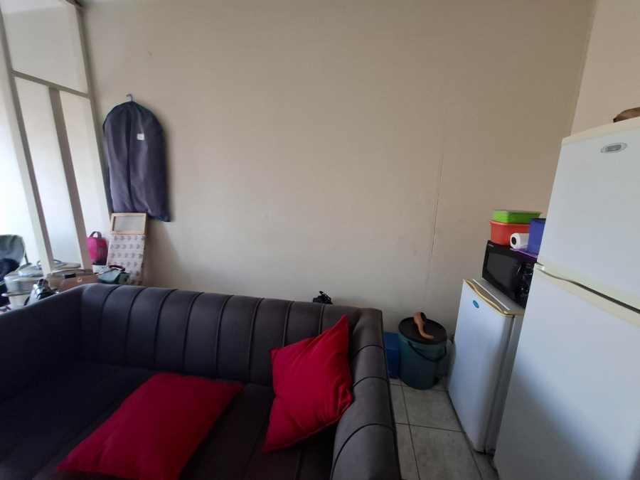 1 Bedroom Property for Sale in Pretoria Central Gauteng