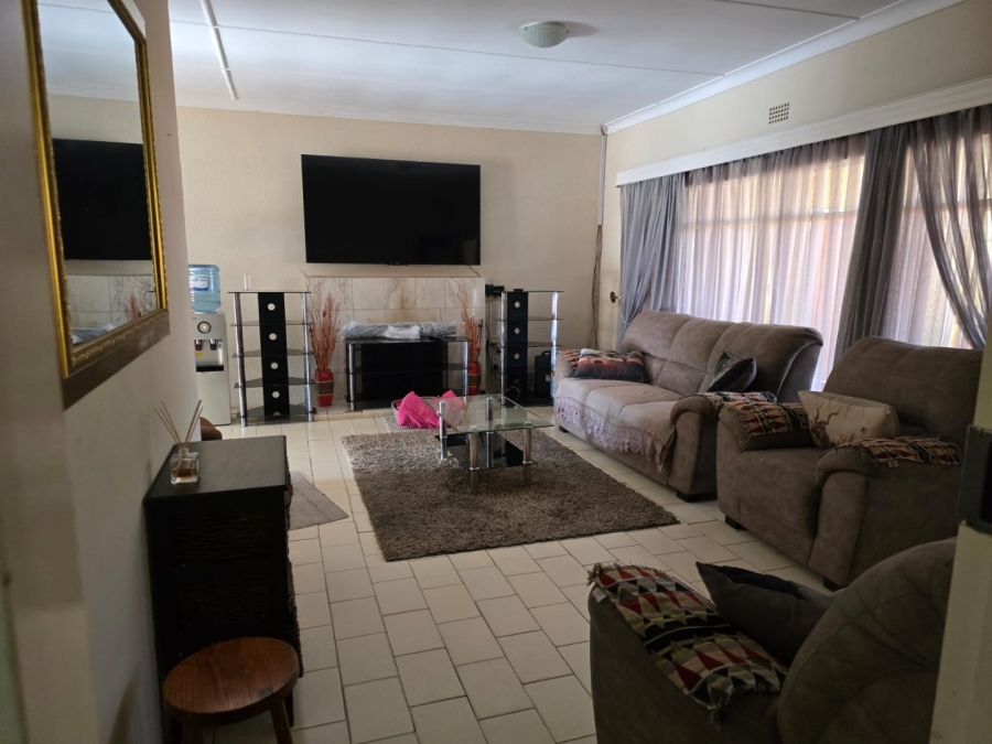 3 Bedroom Property for Sale in Elspark Gauteng