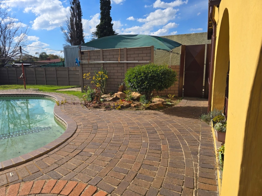 3 Bedroom Property for Sale in Elspark Gauteng
