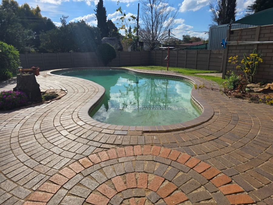 3 Bedroom Property for Sale in Elspark Gauteng