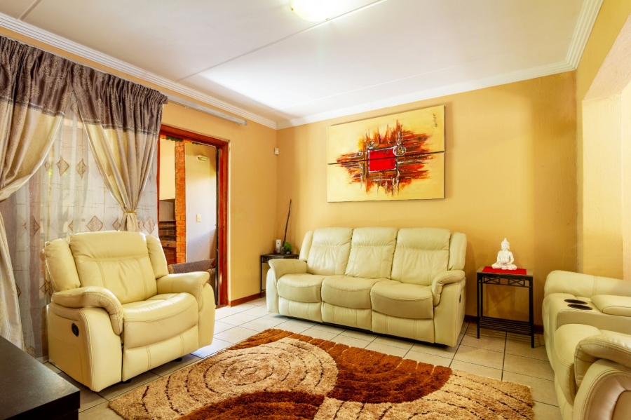 3 Bedroom Property for Sale in Sundowner Gauteng