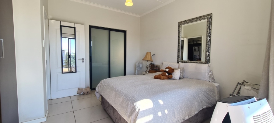 To Let 2 Bedroom Property for Rent in Fourways Gauteng