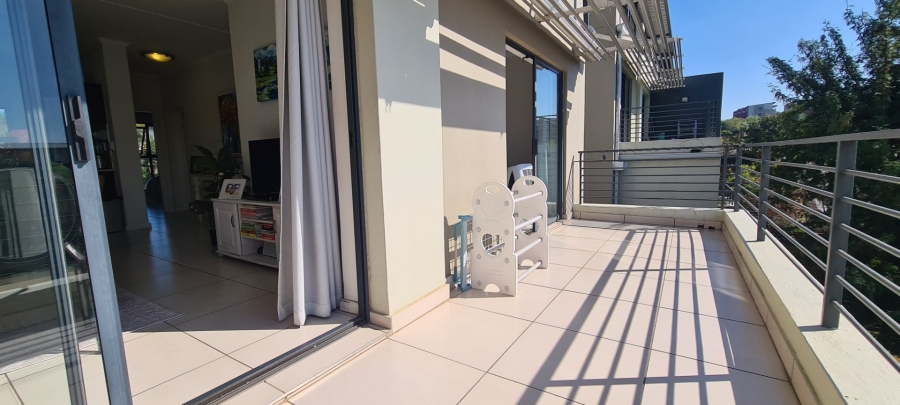 To Let 2 Bedroom Property for Rent in Fourways Gauteng