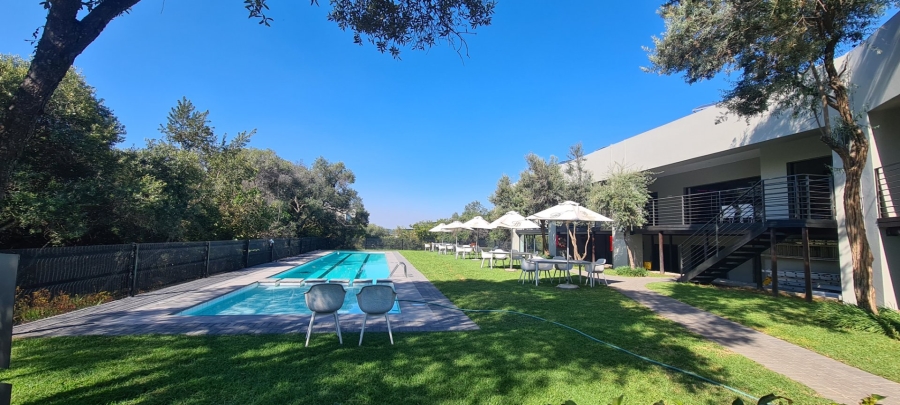 To Let 2 Bedroom Property for Rent in Fourways Gauteng