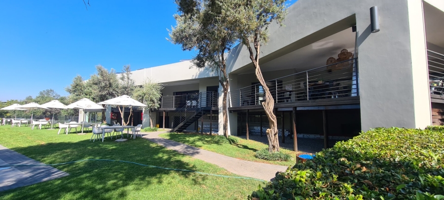 To Let 2 Bedroom Property for Rent in Fourways Gauteng