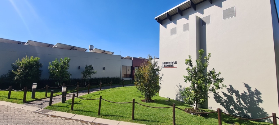 To Let 2 Bedroom Property for Rent in Fourways Gauteng
