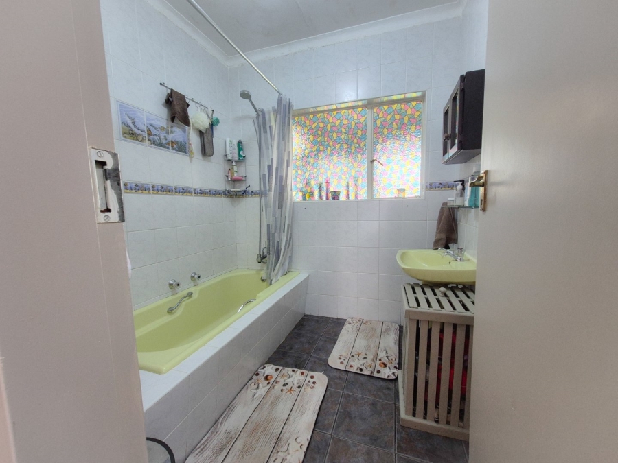 5 Bedroom Property for Sale in Vanderbijlpark SW 5 Gauteng