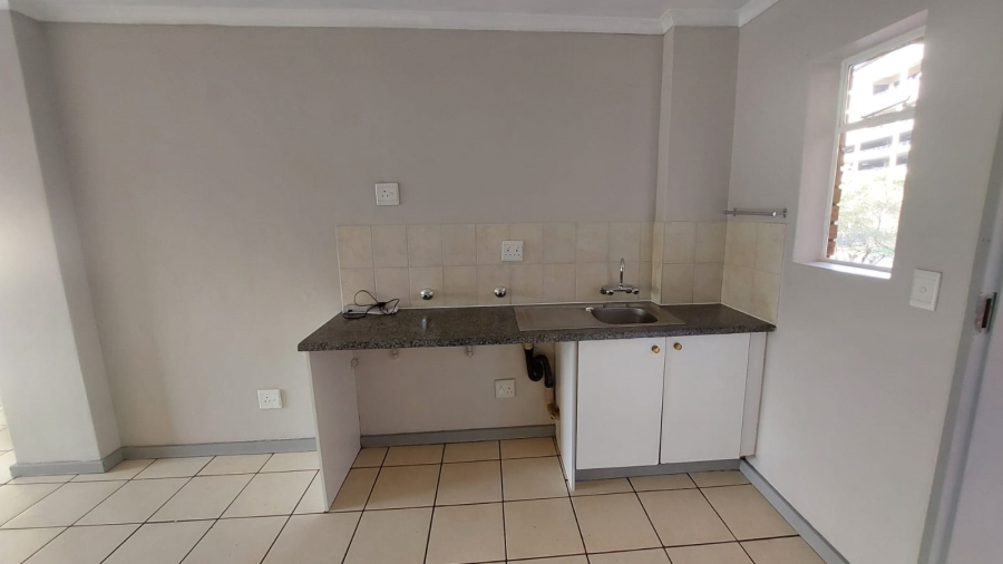 2 Bedroom Property for Sale in Zwartkop Gauteng