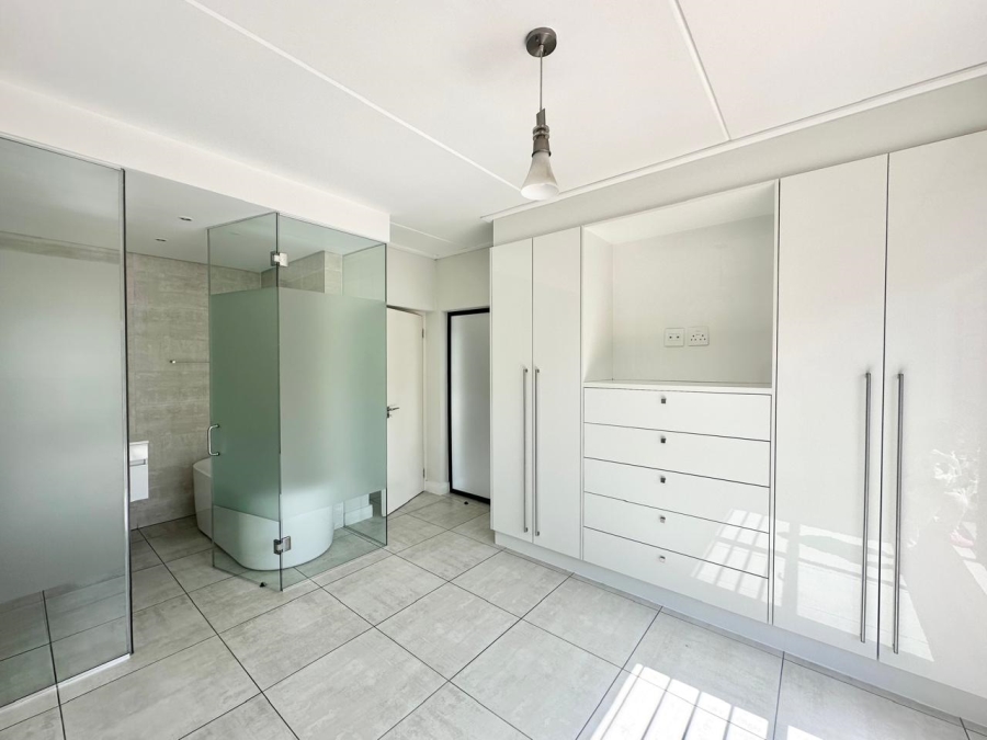 To Let 3 Bedroom Property for Rent in The Polofields Gauteng