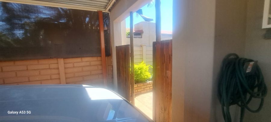 4 Bedroom Property for Sale in Sinoville Gauteng