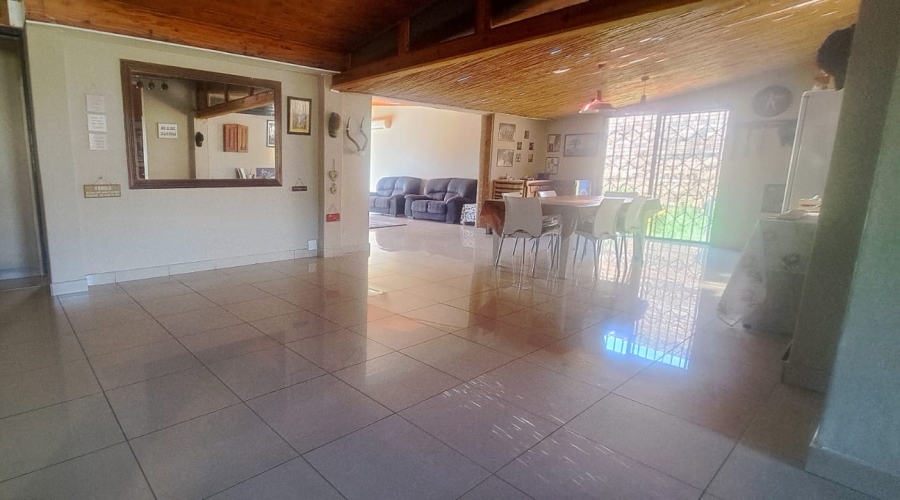 4 Bedroom Property for Sale in Sinoville Gauteng