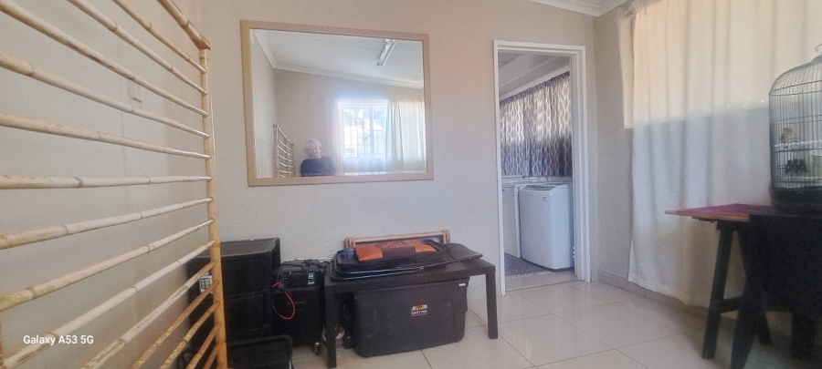 4 Bedroom Property for Sale in Sinoville Gauteng