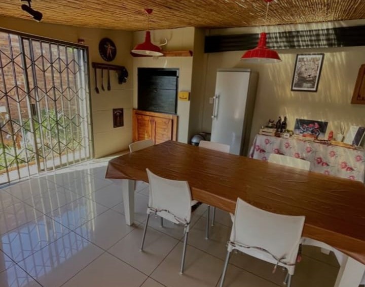 4 Bedroom Property for Sale in Sinoville Gauteng