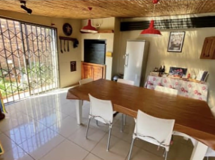 4 Bedroom Property for Sale in Sinoville Gauteng