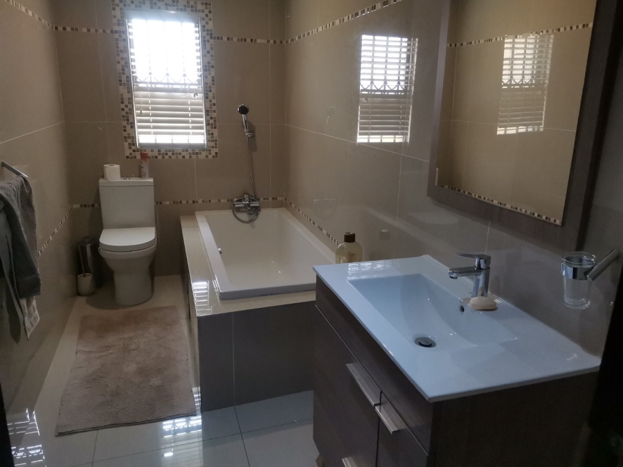 3 Bedroom Property for Sale in The Orchards Gauteng