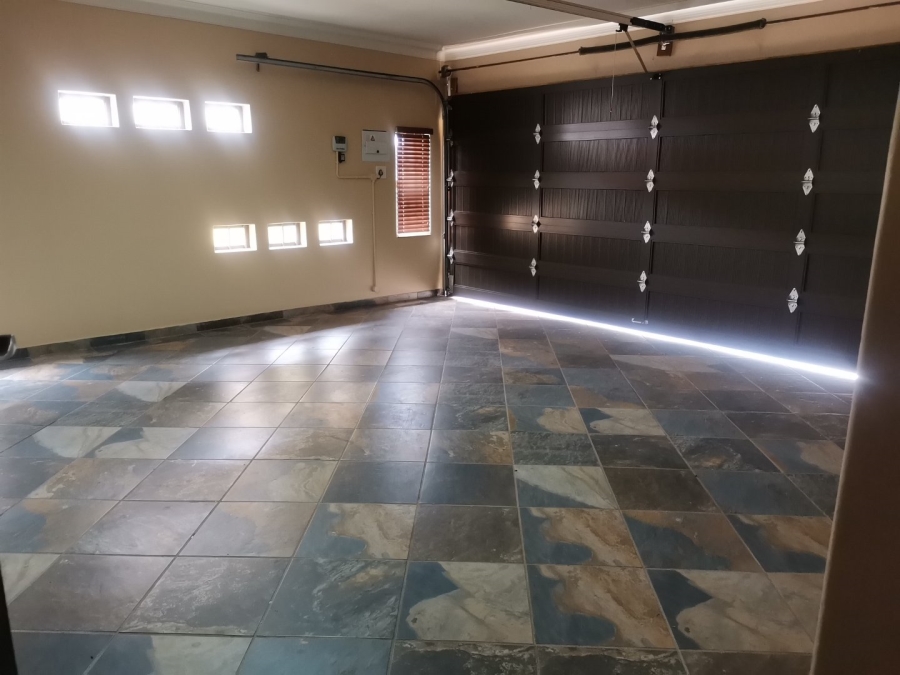 3 Bedroom Property for Sale in The Orchards Gauteng