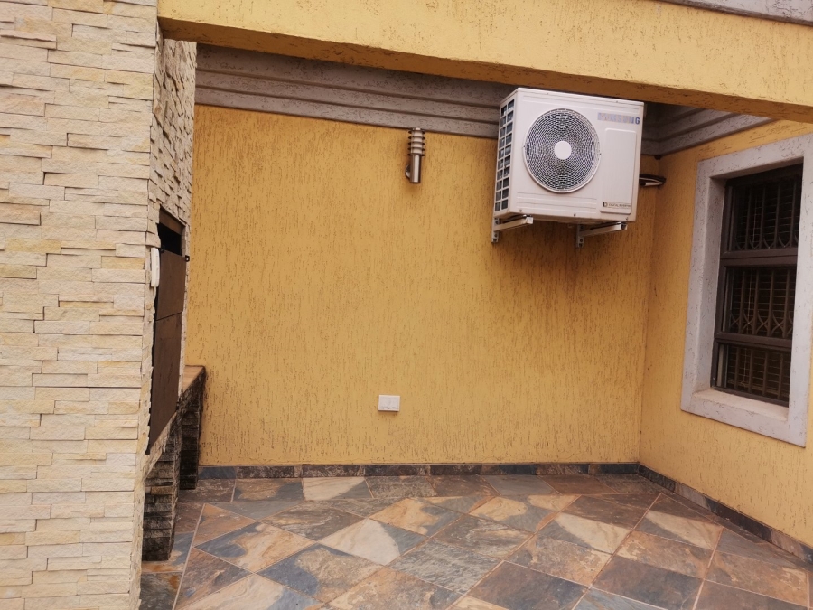 3 Bedroom Property for Sale in The Orchards Gauteng