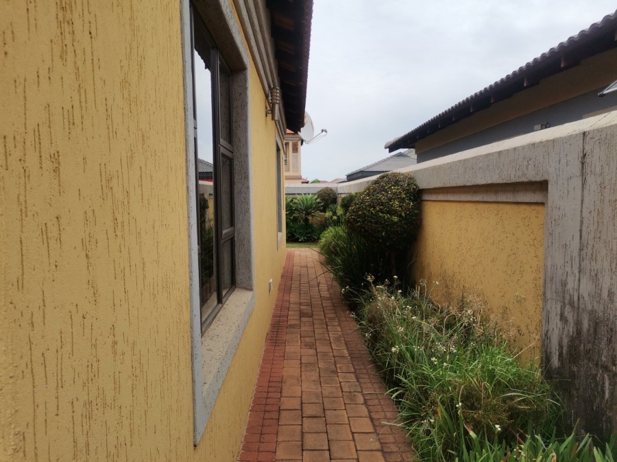 3 Bedroom Property for Sale in The Orchards Gauteng