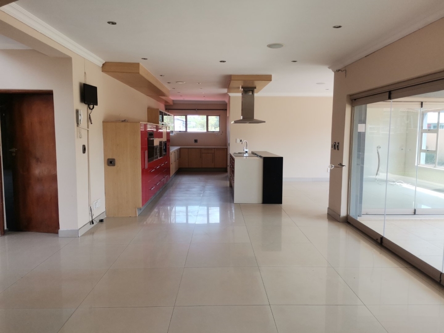 5 Bedroom Property for Sale in Theresa Park Gauteng