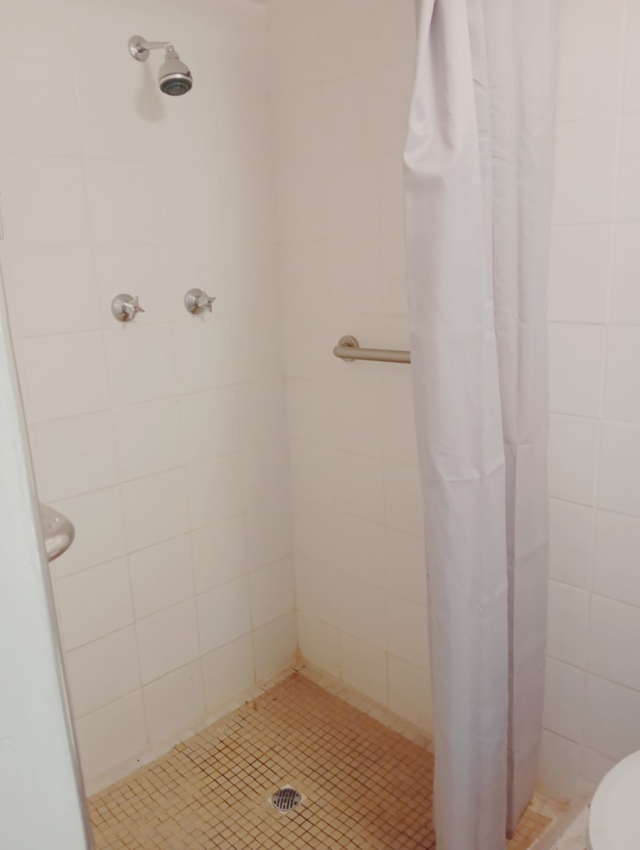 To Let 1 Bedroom Property for Rent in Auckland Park Gauteng