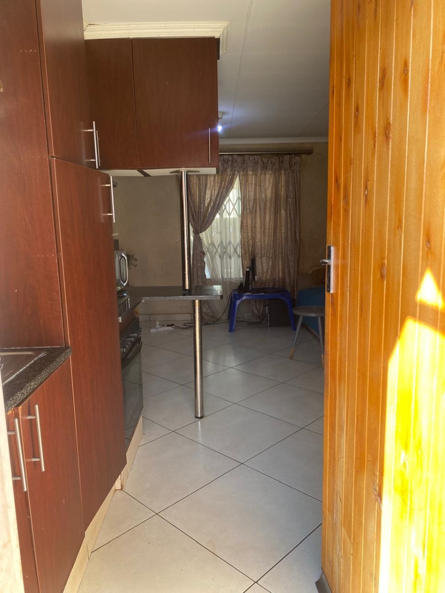  Bedroom Property for Sale in Rosslyn Gauteng