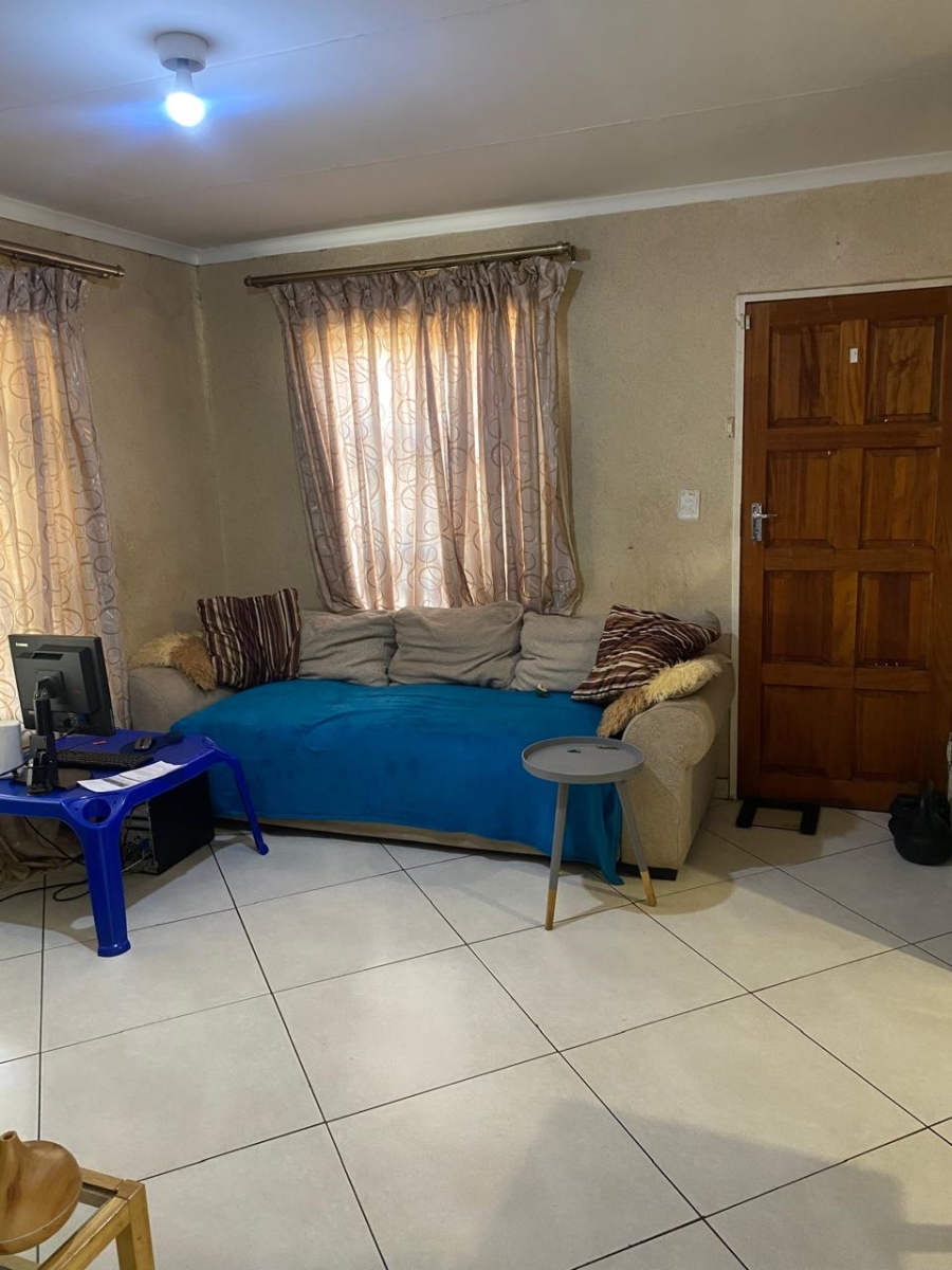  Bedroom Property for Sale in Rosslyn Gauteng