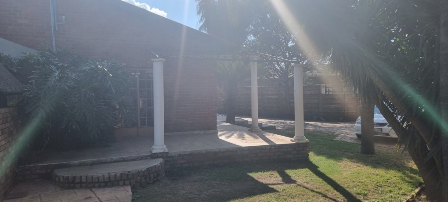 To Let 4 Bedroom Property for Rent in Claremont Gauteng