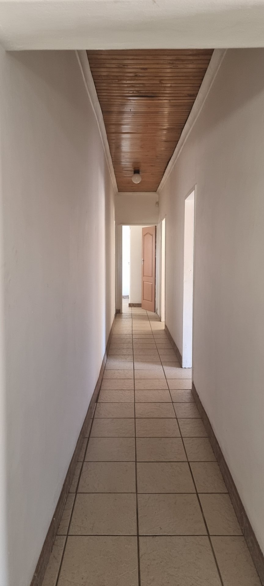 To Let 4 Bedroom Property for Rent in Claremont Gauteng
