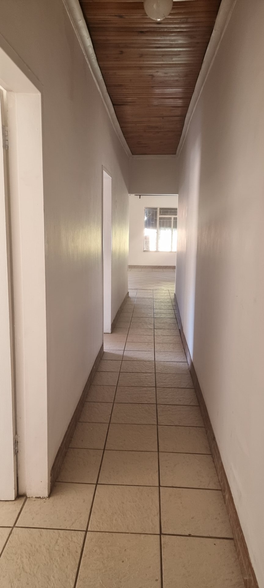 To Let 4 Bedroom Property for Rent in Claremont Gauteng