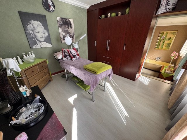 3 Bedroom Property for Sale in Glen Erasmia Gauteng