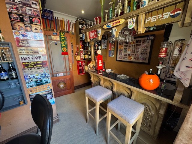 3 Bedroom Property for Sale in Glen Erasmia Gauteng