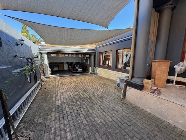 3 Bedroom Property for Sale in Glen Erasmia Gauteng