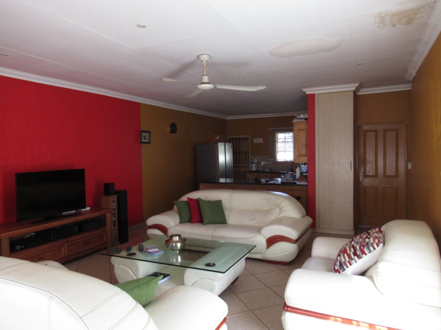 3 Bedroom Property for Sale in Cultura Park Gauteng