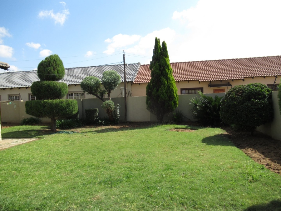 3 Bedroom Property for Sale in Cultura Park Gauteng