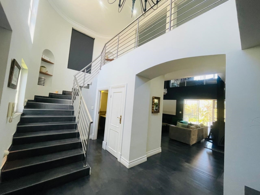 4 Bedroom Property for Sale in Woodhill Estate Gauteng