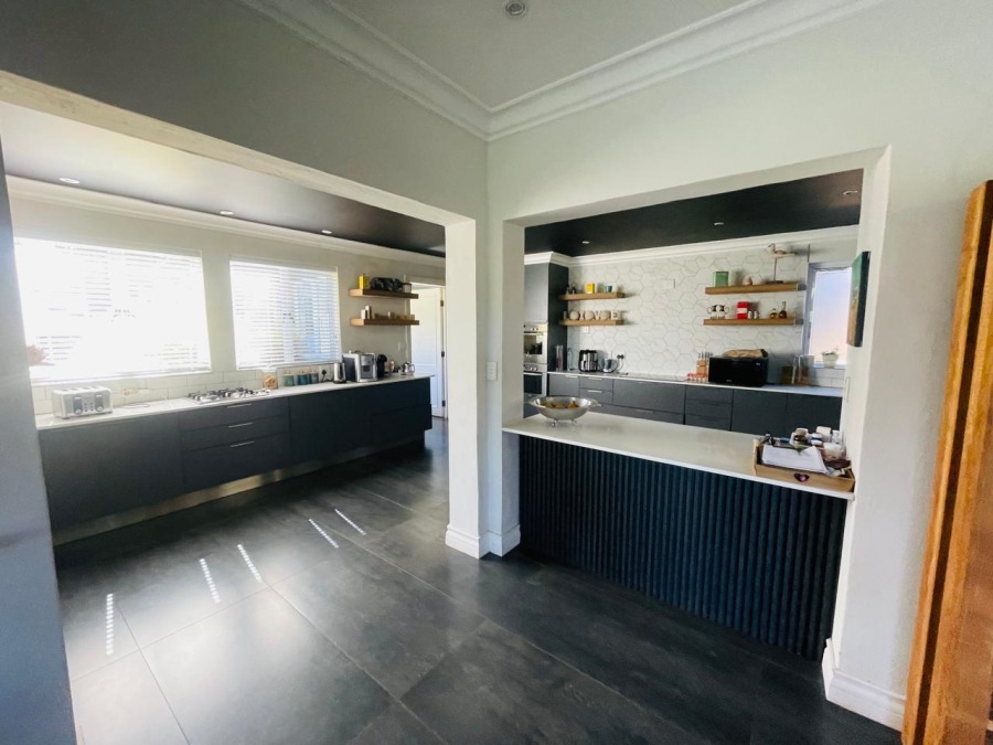 4 Bedroom Property for Sale in Woodhill Estate Gauteng