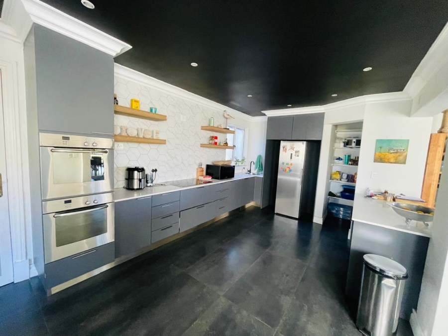 4 Bedroom Property for Sale in Woodhill Estate Gauteng