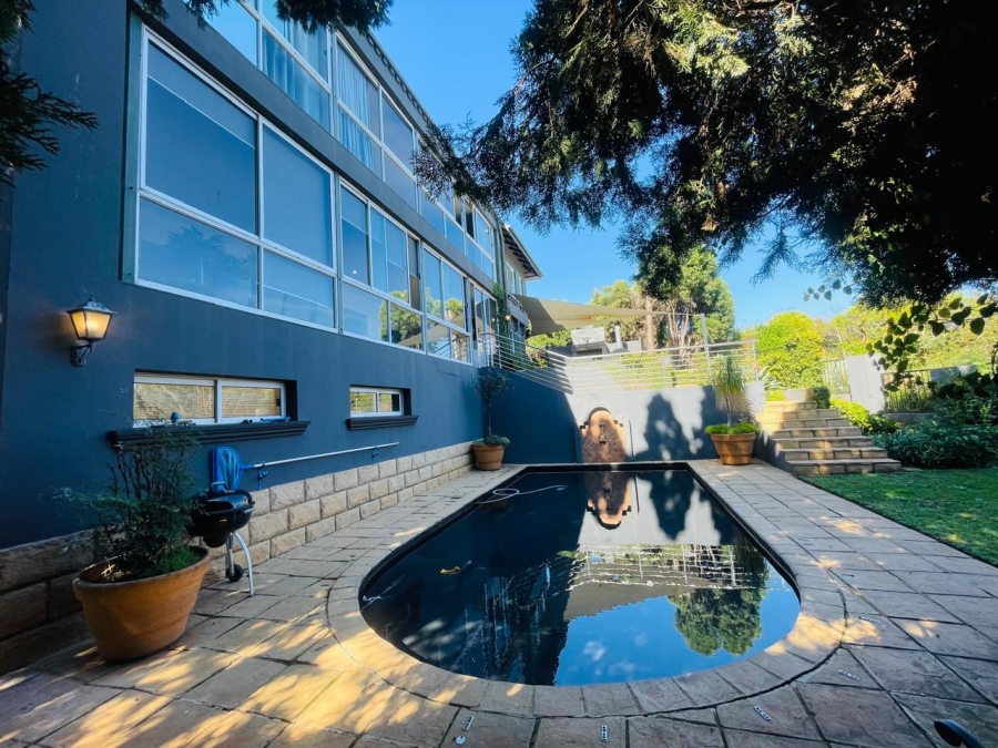 4 Bedroom Property for Sale in Woodhill Estate Gauteng