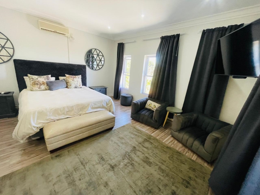 4 Bedroom Property for Sale in Woodhill Estate Gauteng
