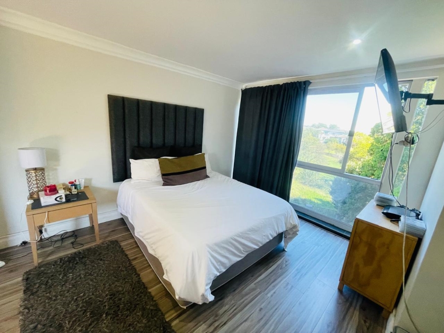 4 Bedroom Property for Sale in Woodhill Estate Gauteng