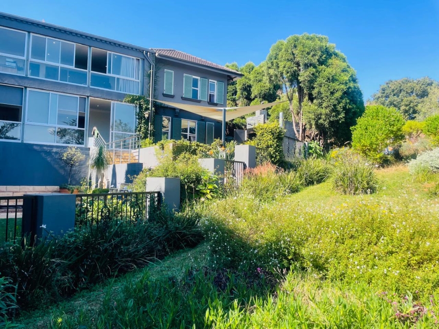 4 Bedroom Property for Sale in Woodhill Estate Gauteng
