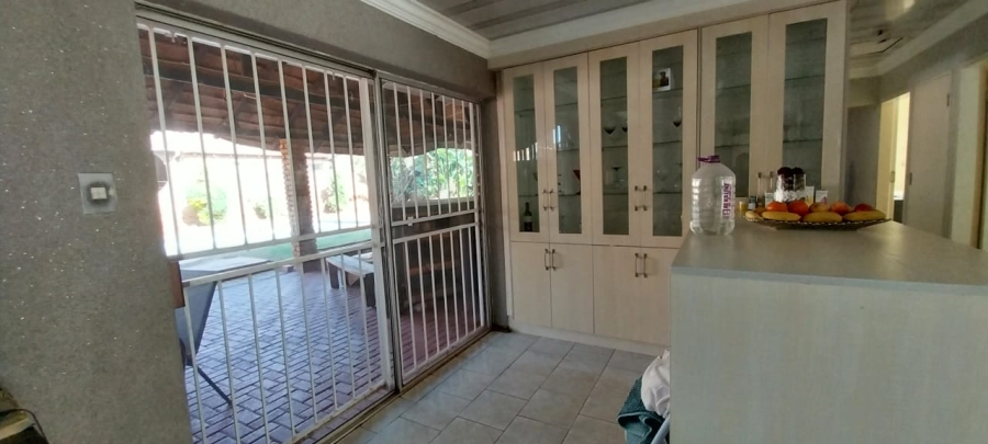4 Bedroom Property for Sale in The Orchards Gauteng