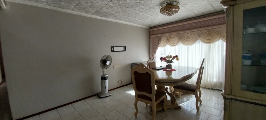 4 Bedroom Property for Sale in The Orchards Gauteng