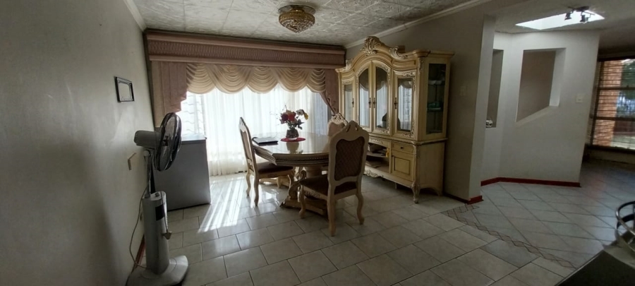 4 Bedroom Property for Sale in The Orchards Gauteng