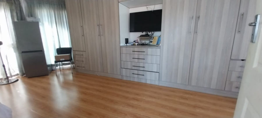 4 Bedroom Property for Sale in The Orchards Gauteng