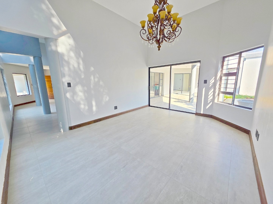 4 Bedroom Property for Sale in Sunward Park Gauteng