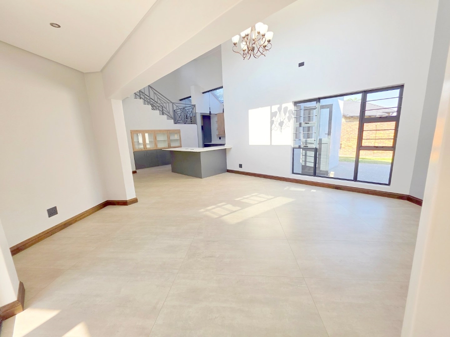4 Bedroom Property for Sale in Sunward Park Gauteng